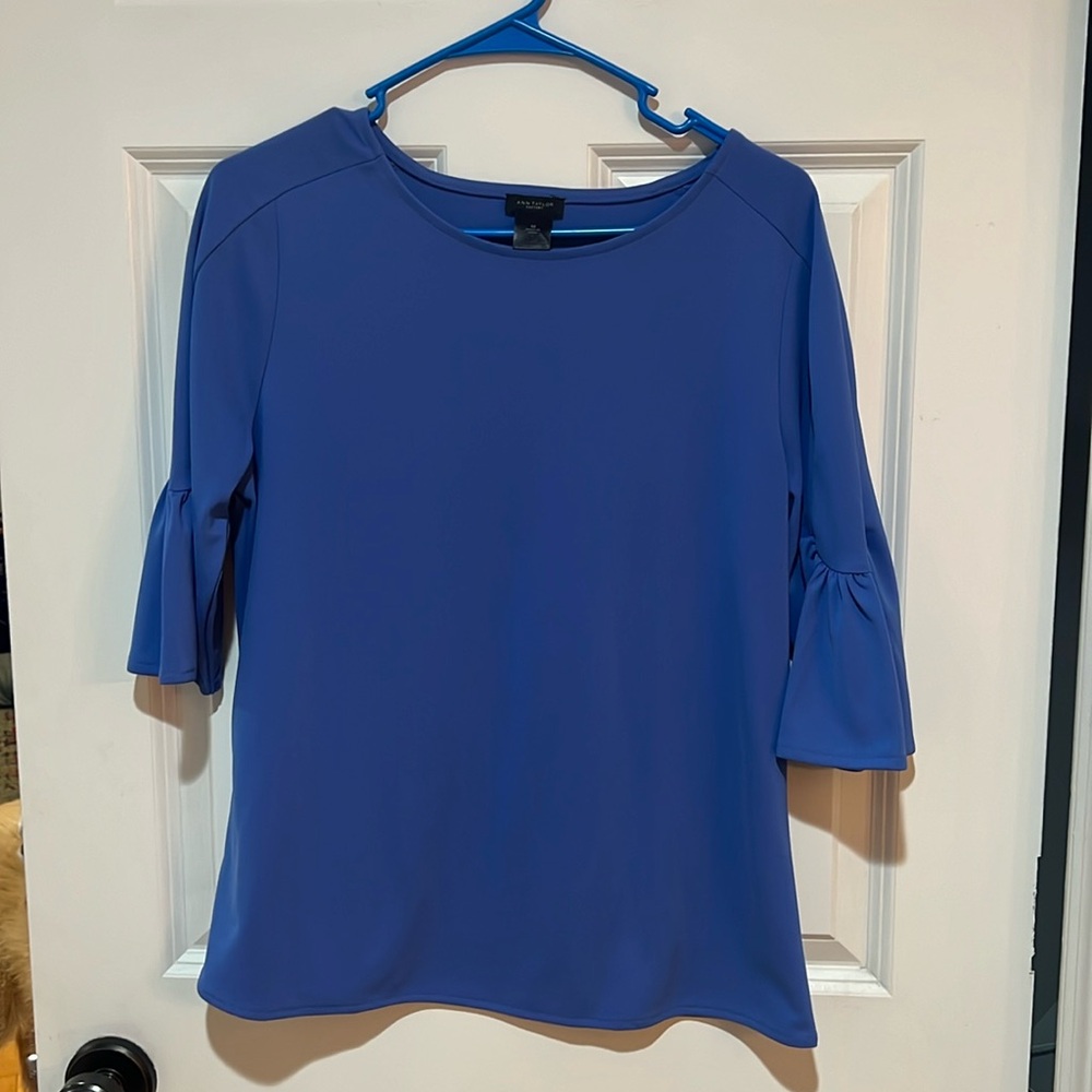 Bell sleeve 3/4